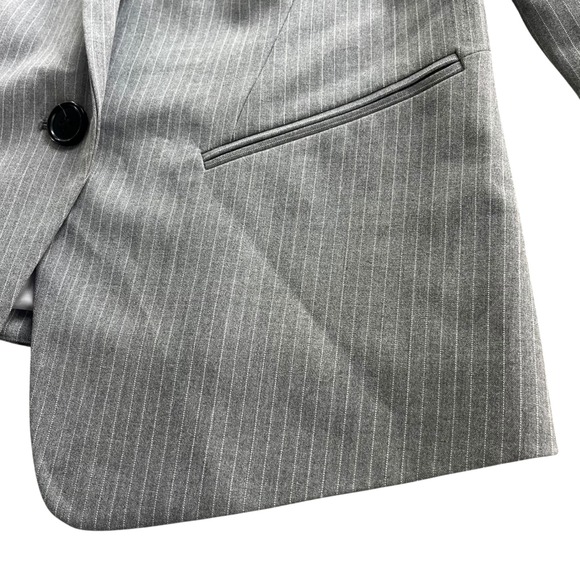 Ann Taylor Women's 6 Gray White Pinstripe 1 Button Blazer Jacket Career Business - Picture 8 of 16
